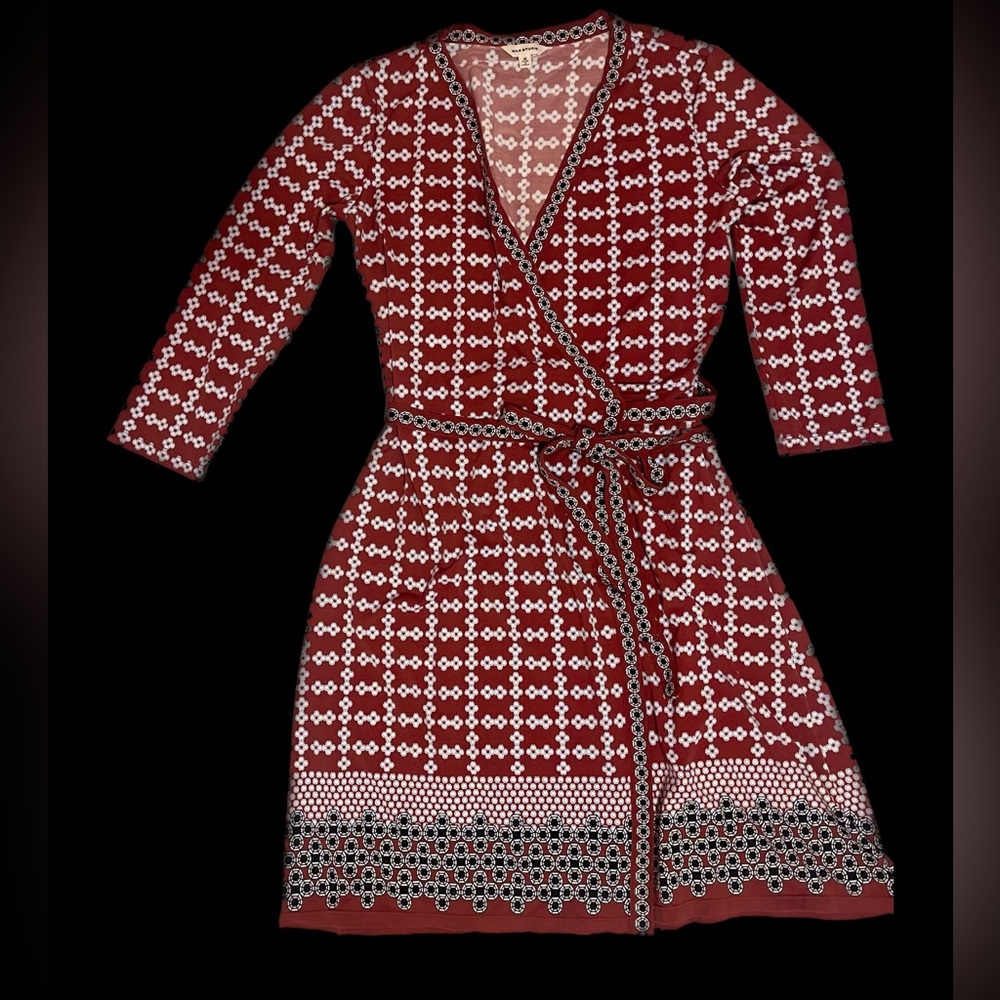 Max studio wrap dress